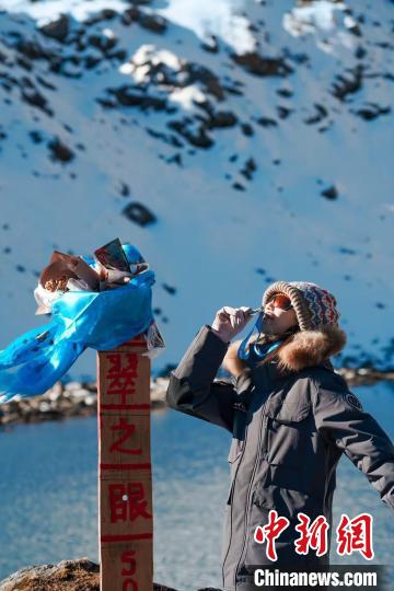 ‘闪光女孩’胡月：用义肢滑板追逐梦想，传递