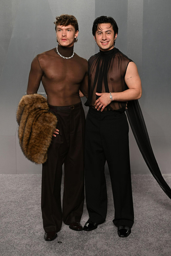 奥斯卡派对上演情侣透视装秀 两位男主引热议