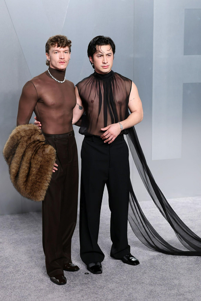 奥斯卡派对上演情侣透视装秀 两位男主引热议